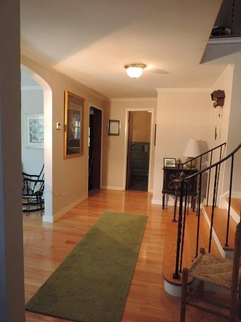 98 Moore Ave, Worcester, MA 01602 photo 3