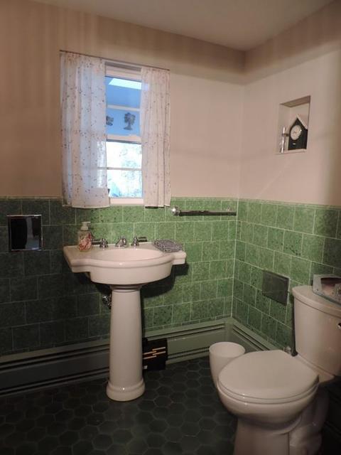 98 Moore Ave, Worcester, MA 01602 photo 19