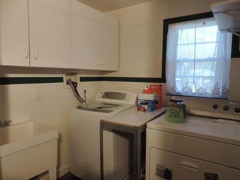 98 Moore Ave, Worcester, MA 01602 photo 25