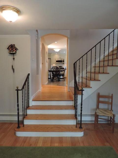 98 Moore Ave, Worcester, MA 01602 photo 7