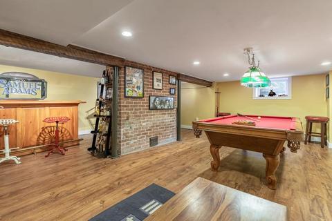 237 Lothrop St, Beverly, MA 01915 photo 25