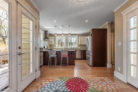 237 Lothrop St, Beverly, MA 01915 photo 6