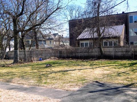 21 Burr St, Springfield, MA 01109 photo 20