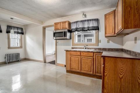 19 Milton St, Springfield, MA 01151 photo 6