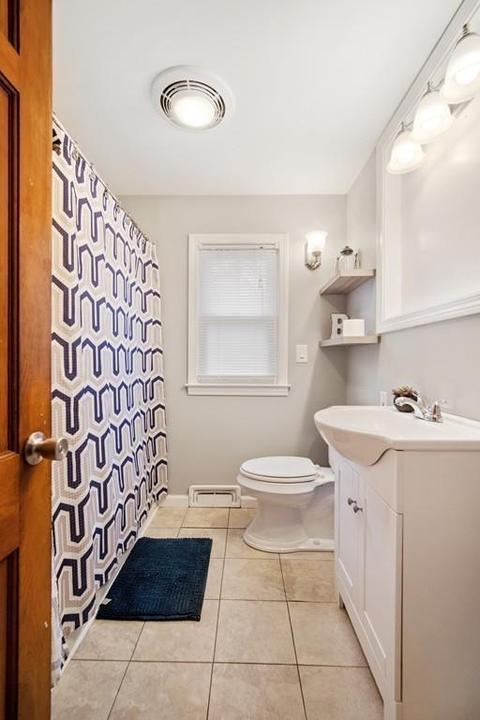 814 Grayson Dr, Springfield, MA 01119 photo 8