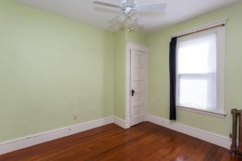 40 Powell Ave, Springfield, MA 01118 photo 27
