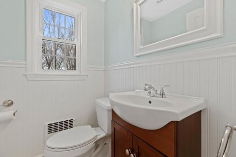 147 Gardner, Hingham, MA 02043 photo 13