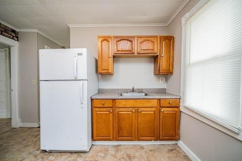 1446 Dwight St, Springfield, MA 01107 photo 14