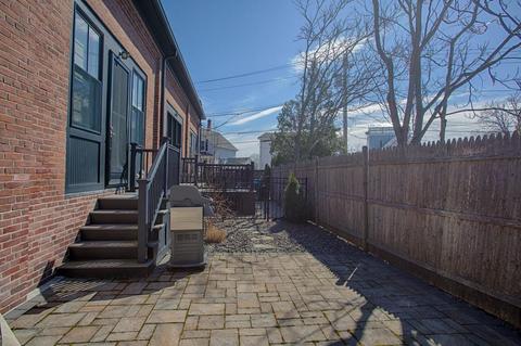 12 Lothrop St #4, Beverly, MA 01915 photo 22