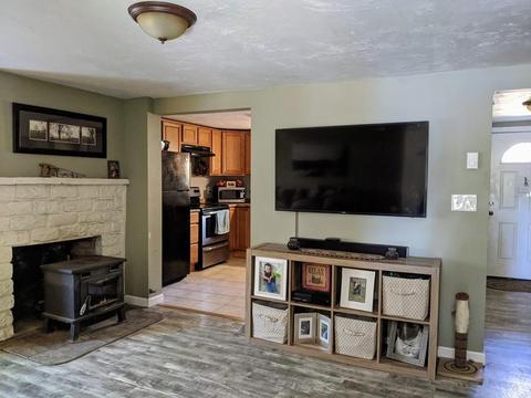 13 Tucker Ln, Sutton, MA 01590 photo 5