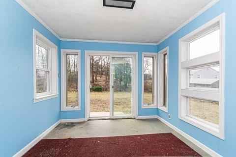 9 Maple Rd, Saugus, MA 01906 photo 8