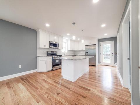 100 Grinnell St, Fall River, MA 02721 photo 8