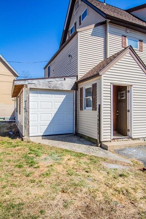 17 Buffum St, Worcester, MA 01603 photo 2