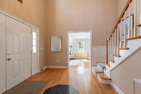8 Larch Rd, Acton, MA 01720 photo 3