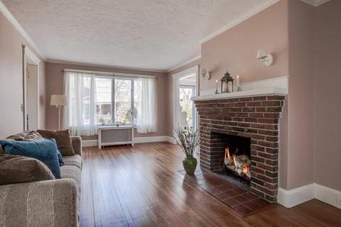 52 Marshall St, Needham, MA 02492 photo 13