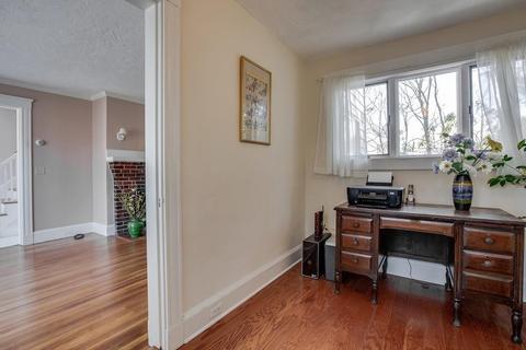 52 Marshall St, Needham, MA 02492 photo 12