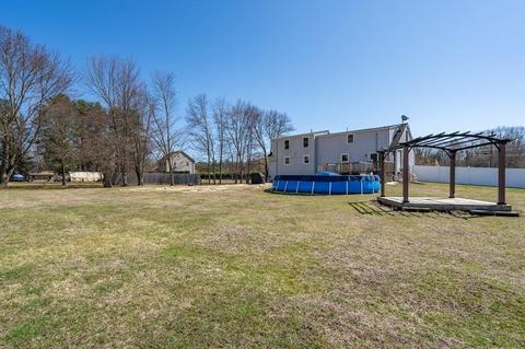 413 E State St, Granby, MA 01033 photo 8