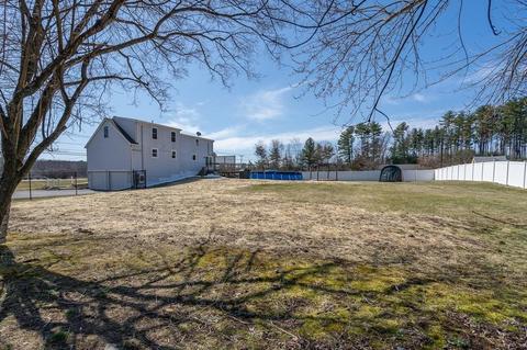413 E State St, Granby, MA 01033 photo 6