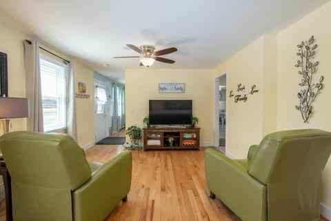 413 E State St, Granby, MA 01033 photo 22