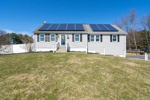 413 E State St, Granby, MA 01033 photo 2