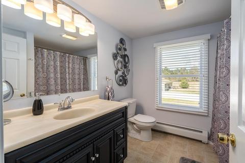 413 E State St, Granby, MA 01033 photo 33