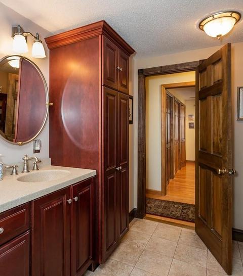 91 Borys Cir, Chicopee, MA 01013 photo 22