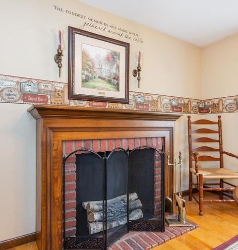 91 Borys Cir, Chicopee, MA 01013 photo 17