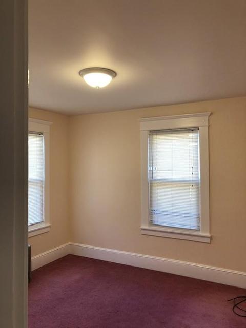 103 Duryea St, Springfield, MA 01104 photo 4