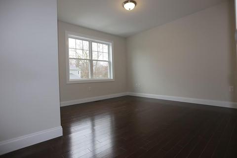 14 Wakefield Ave, Webster, MA 01570 photo 12