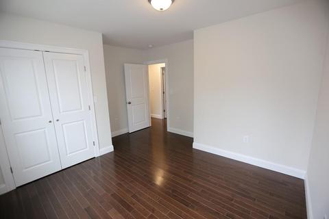 14 Wakefield Ave, Webster, MA 01570 photo 13