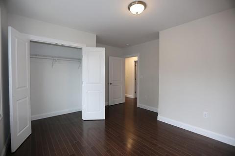 14 Wakefield Ave, Webster, MA 01570 photo 14