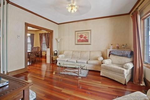 31 Beacon St, Everett, MA 02149 photo 6