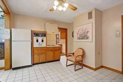 31 Beacon St, Everett, MA 02149 photo 15