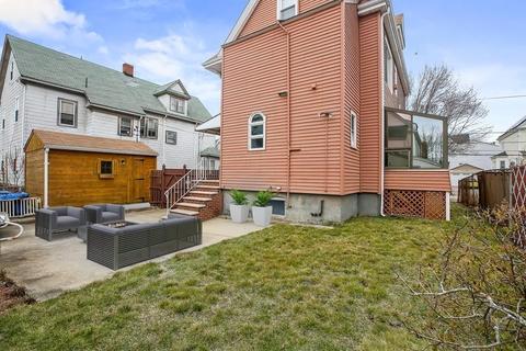 31 Beacon St, Everett, MA 02149 photo 4