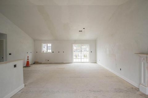 5 Brookline St, Worcester, MA 01603 photo 5