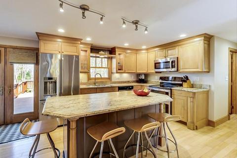 76 Read Dr, Hanover, MA 02339 photo 3
