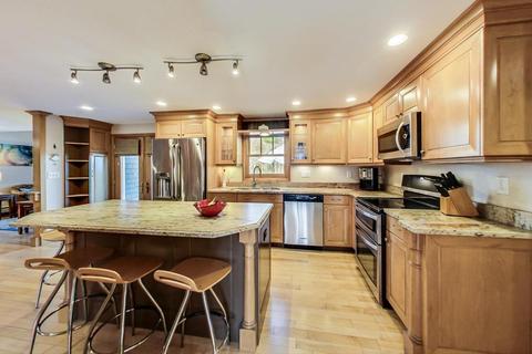 76 Read Dr, Hanover, MA 02339 photo 2