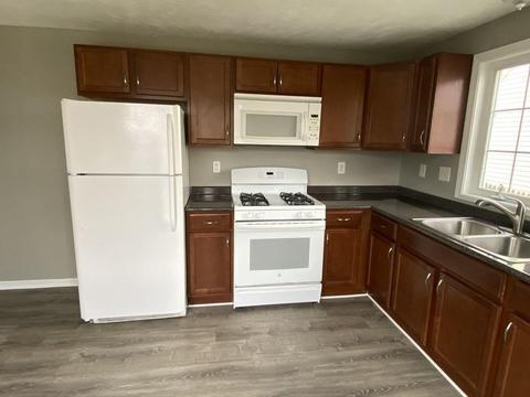 251 Morton St, Springfield, MA 01119 photo 5