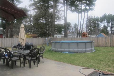 66 Flint St, Springfield, MA 01129 photo 6