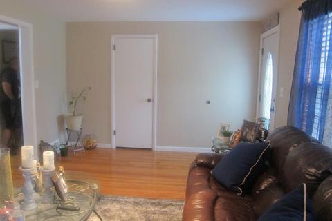 66 Flint St, Springfield, MA 01129 photo 19