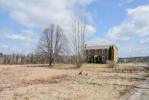 15 Douglas Rd, Sutton, MA 01590 photo 2