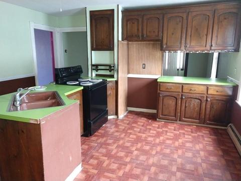 399 Anthony St, Fall River, MA 02721 photo 21