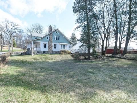 2 W Hampton, Worcester, MA 01610 photo 7