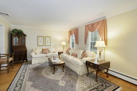 8 Wendy St, Walpole, MA 02081 photo 6