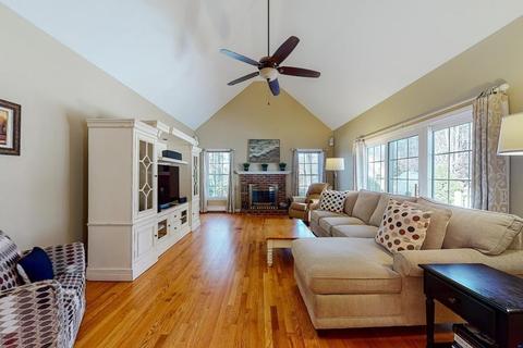 2 Brookside St, Upton, MA 01568 photo 10