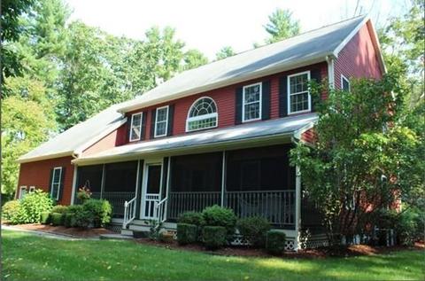 2 Brookside St, Upton, MA 01568 photo 1