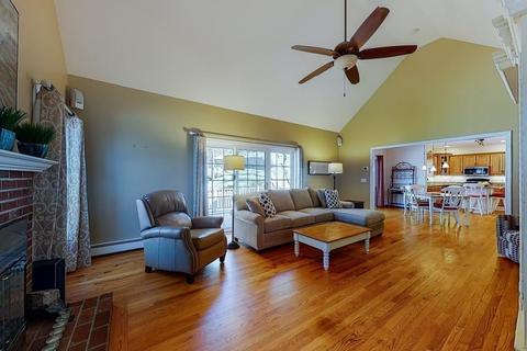 2 Brookside St, Upton, MA 01568 photo 11