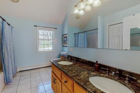 2 Brookside St, Upton, MA 01568 photo 25