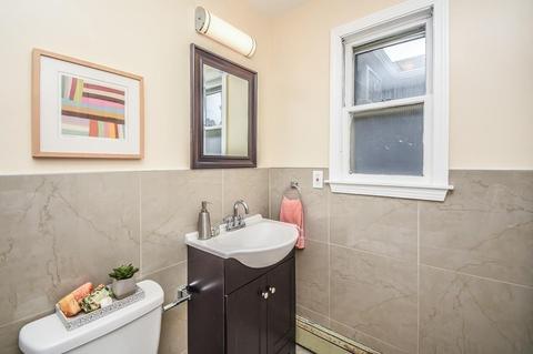 37 Markham Cir, Ayer, MA 01432 photo 17