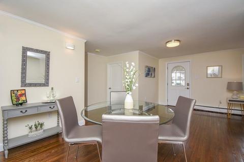 37 Markham Cir, Ayer, MA 01432 photo 4